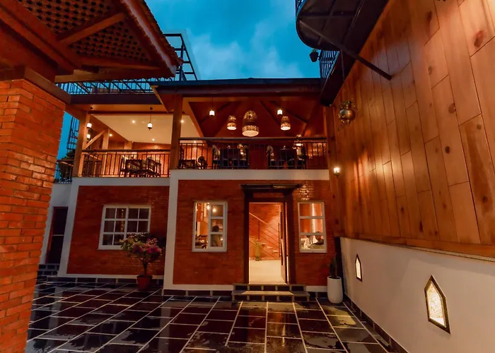 Hotel Balcony House 4*