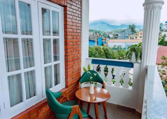 Balcony House 4*