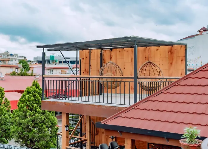 Balcony House Hotel 4*